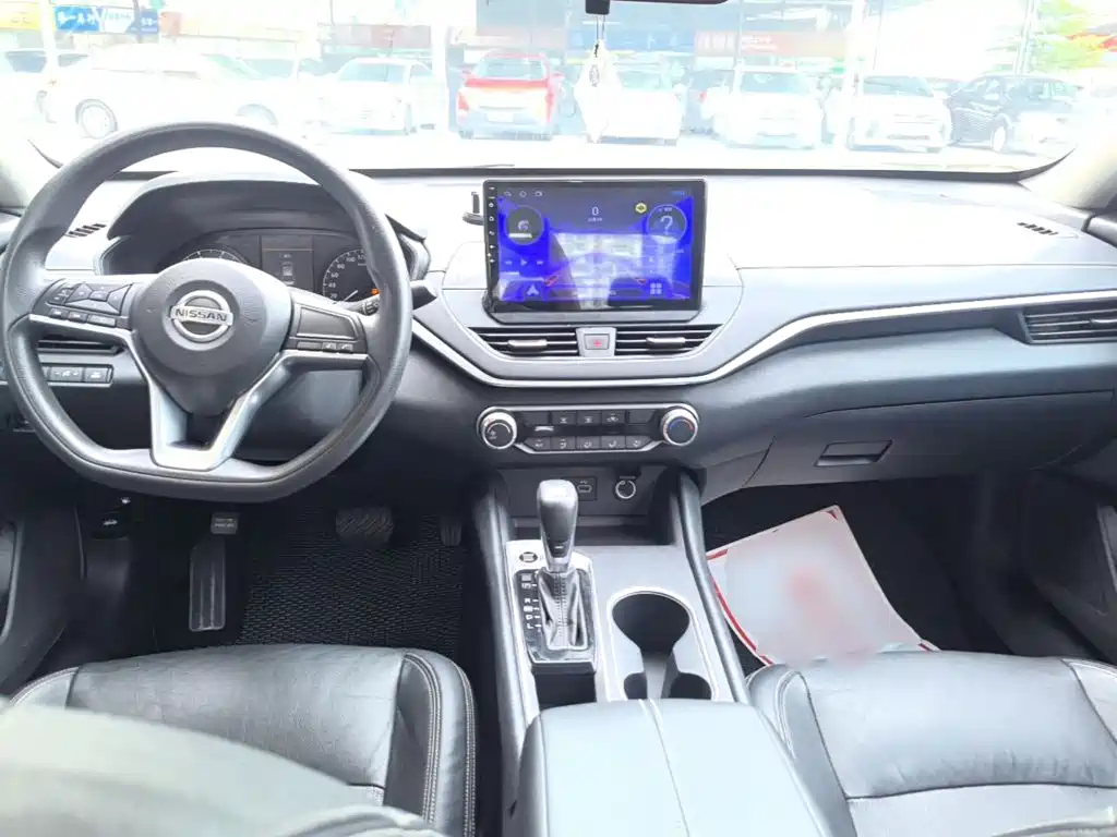 Nissan Teana 2022 — фото 10