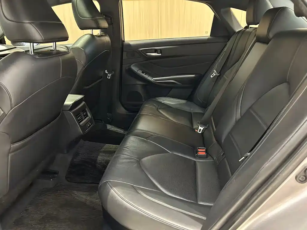 Toyota Avalon 2019 — фото 12