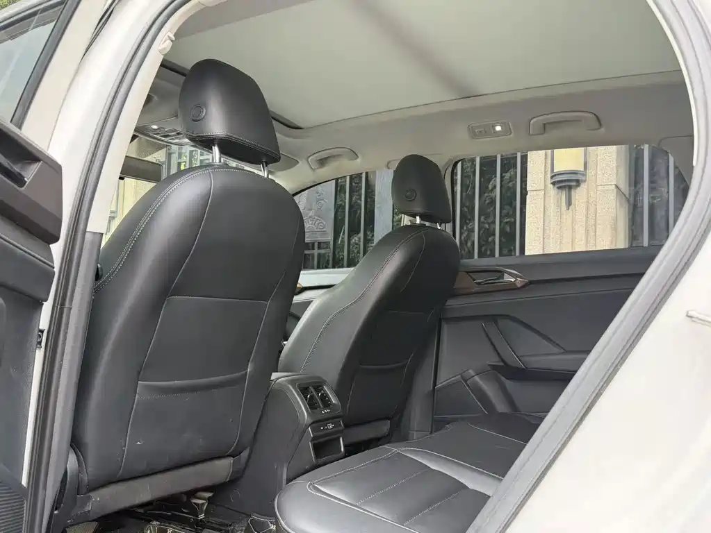Volkswagen Tharu 2021
