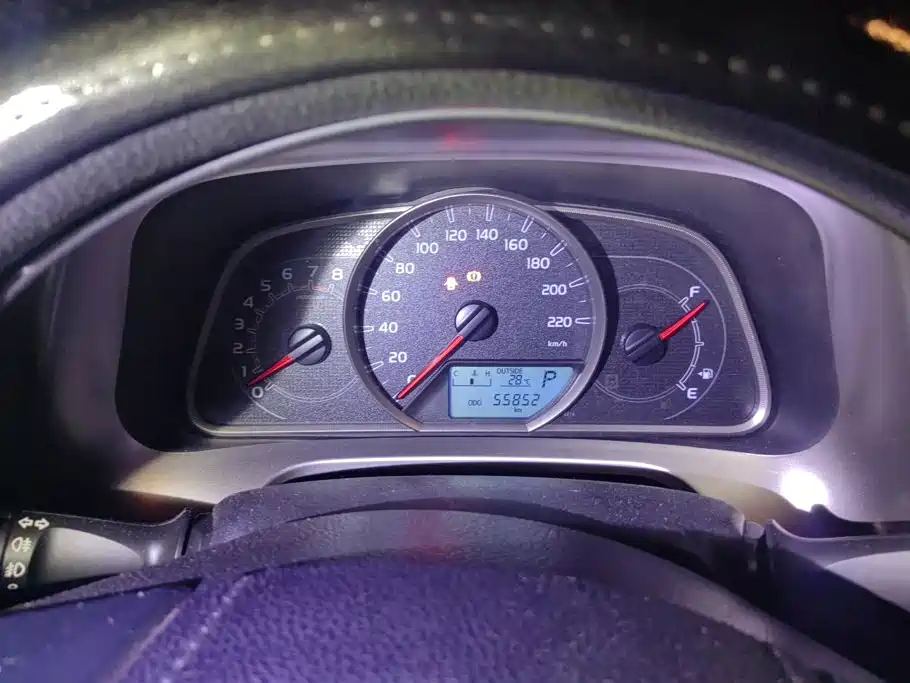 Toyota RAV4 2016 — фото 14