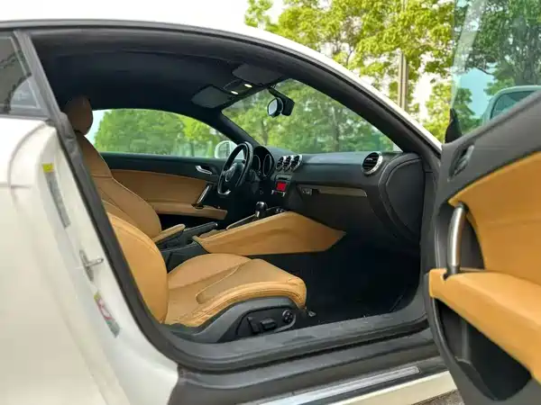 Audi TT 2012