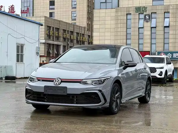 Volkswagen Golf 2022
