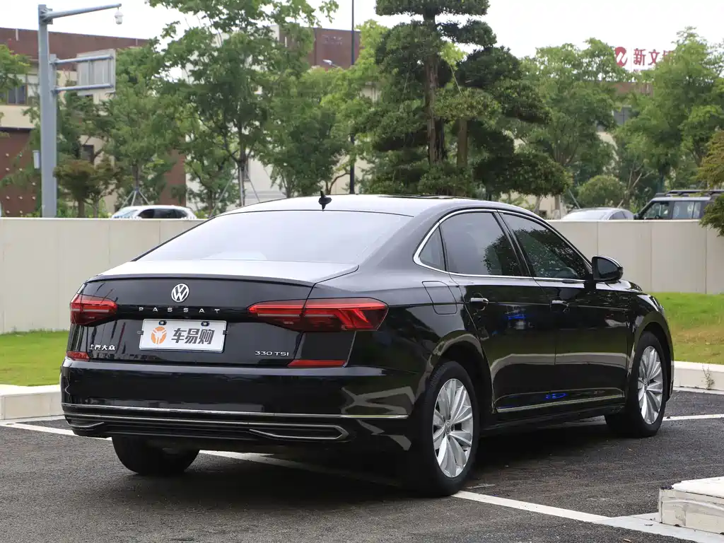 Volkswagen Passat 2019 — фото 21