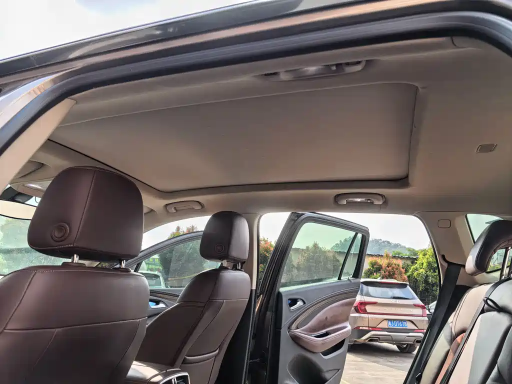 Buick Envision Plus 2016 — фото 12