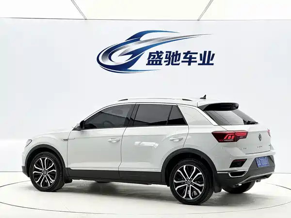 Volkswagen T-Roc 2023