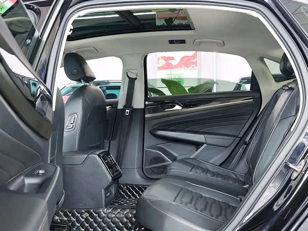 Volkswagen Passat 2021