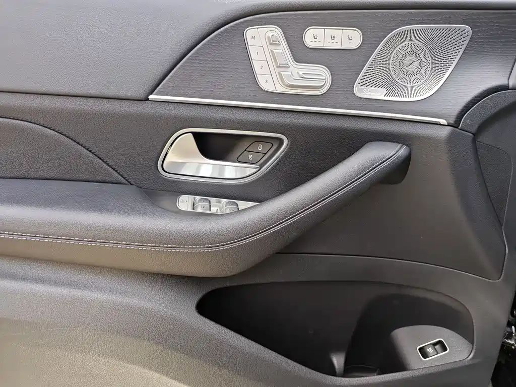 Mercedes-Benz GLE 2023 — фото 9