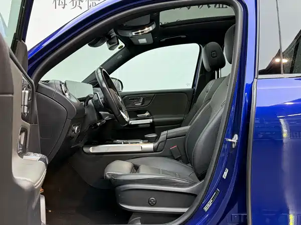 Mercedes-Benz GLB AMG 2024