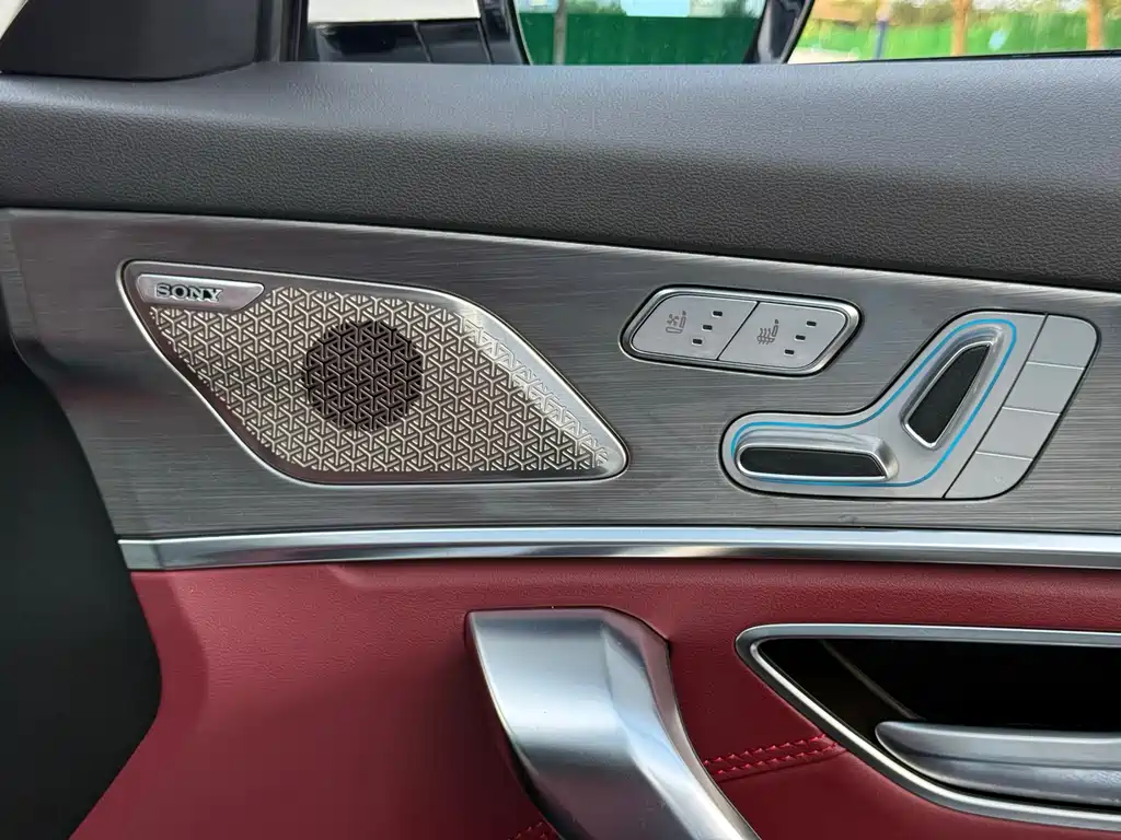 Jetour X70 PLUS 2022 — фото 10