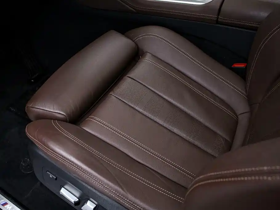 BMW X6 2023 — фото 13