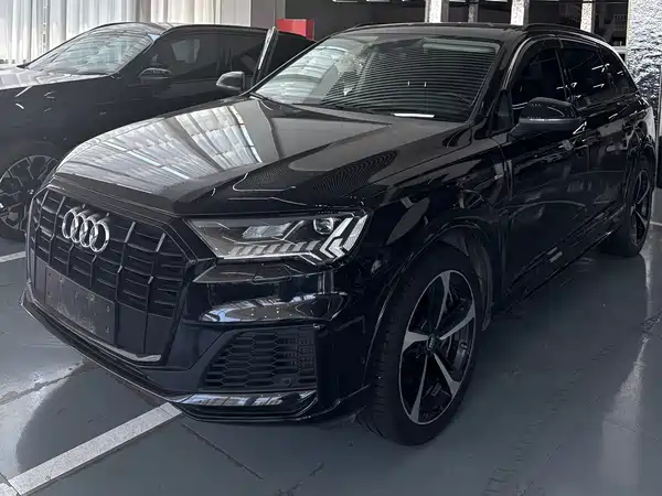 Audi Q7 2021