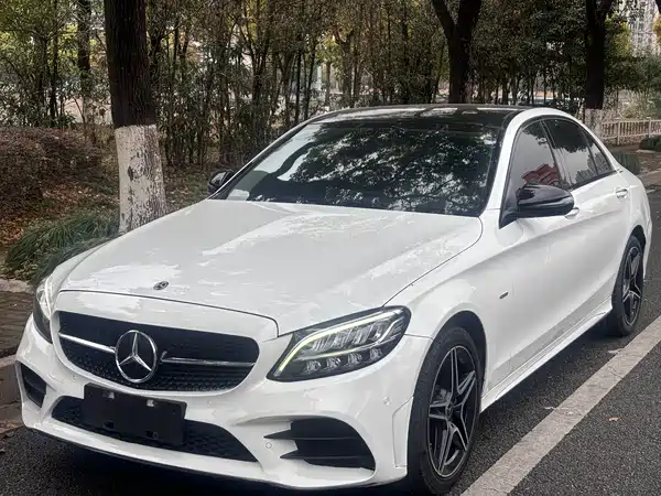 Mercedes-Benz C-Class 2021
