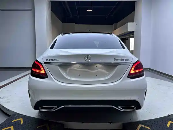 Mercedes-Benz C-Class 2021