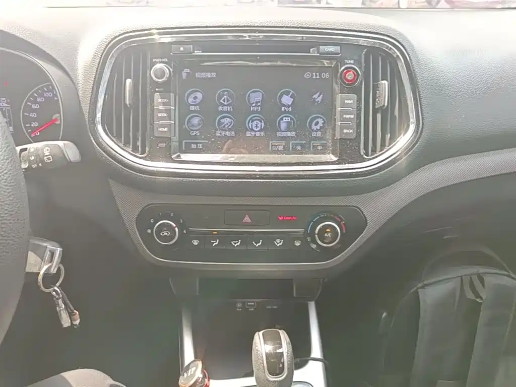 Kia KX3 2016 — фото 13
