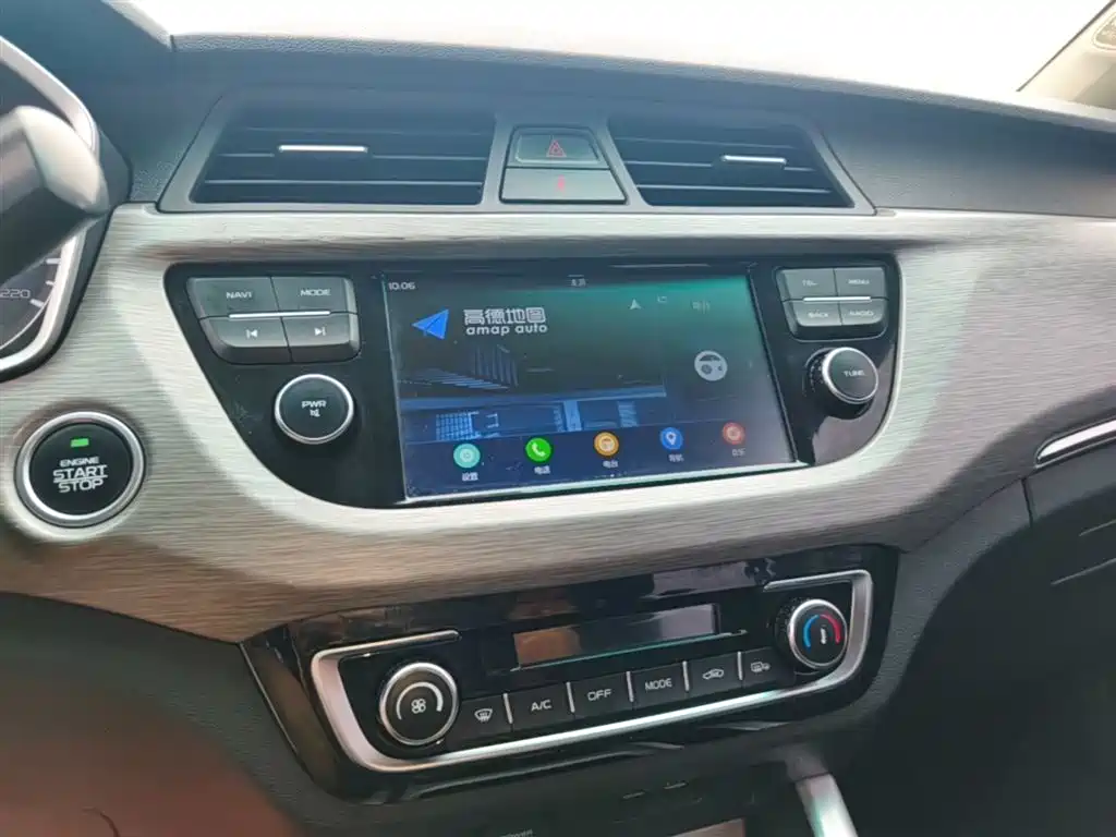Geely Vision X3 2018 — фото 13