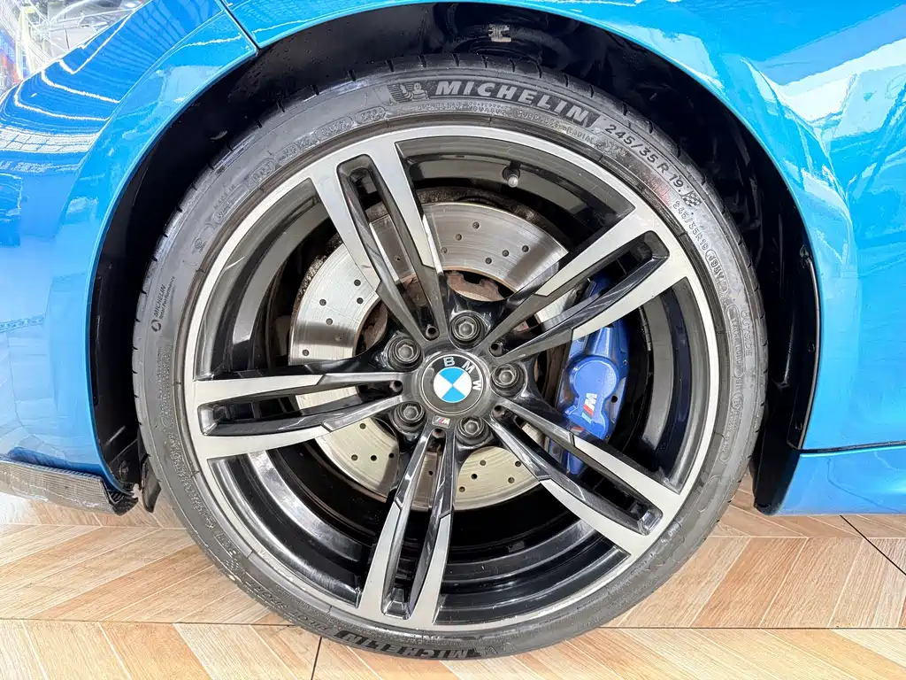 BMW M2 2018 — фото 7