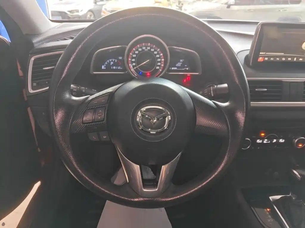 Mazda 3 Angkesela 2015 — фото 11