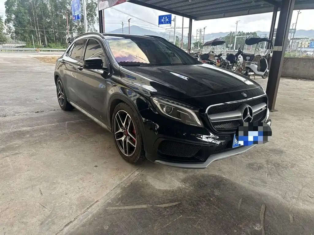 Mercedes-Benz GLA AMG 2017 — фото 3