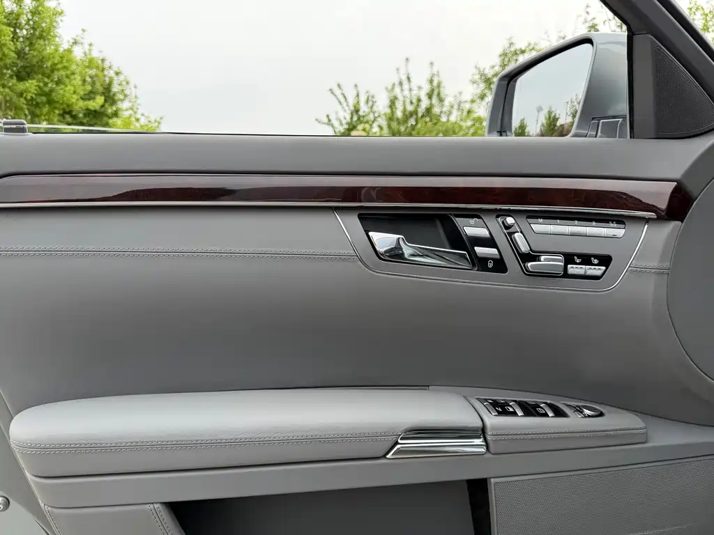 Mercedes-Benz S-Class 2008 — фото 3