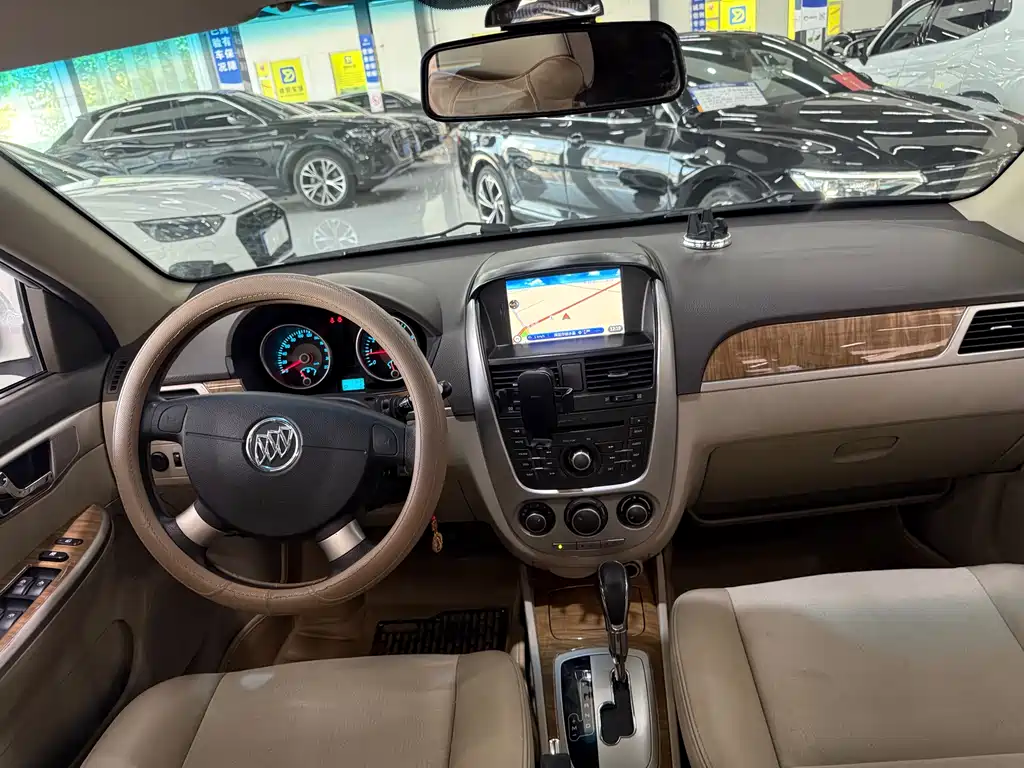 Buick Excelle 2015