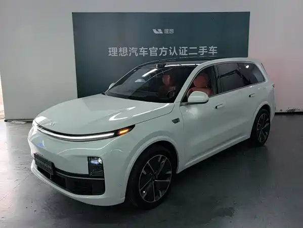 Li Auto L9 2025