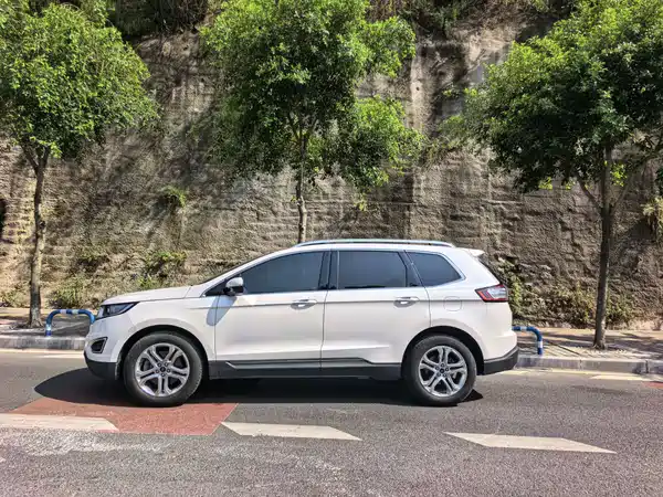 Ford Edge 2017