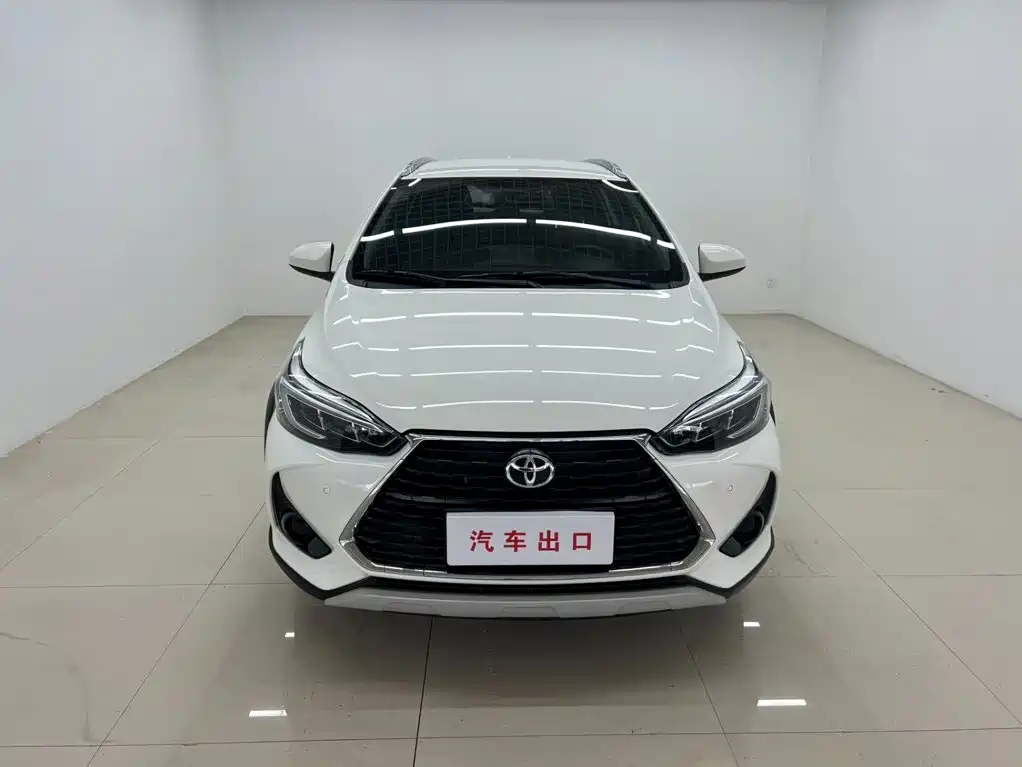 Toyota Yaris L 2022