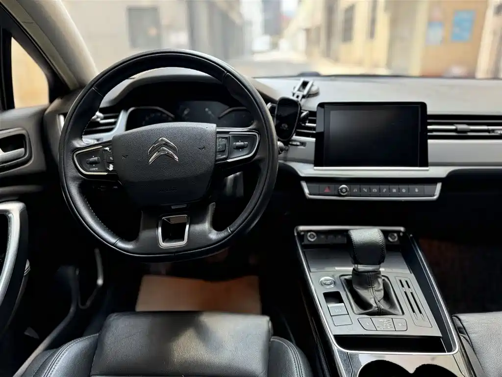 Citroen C5 2017 — фото 10