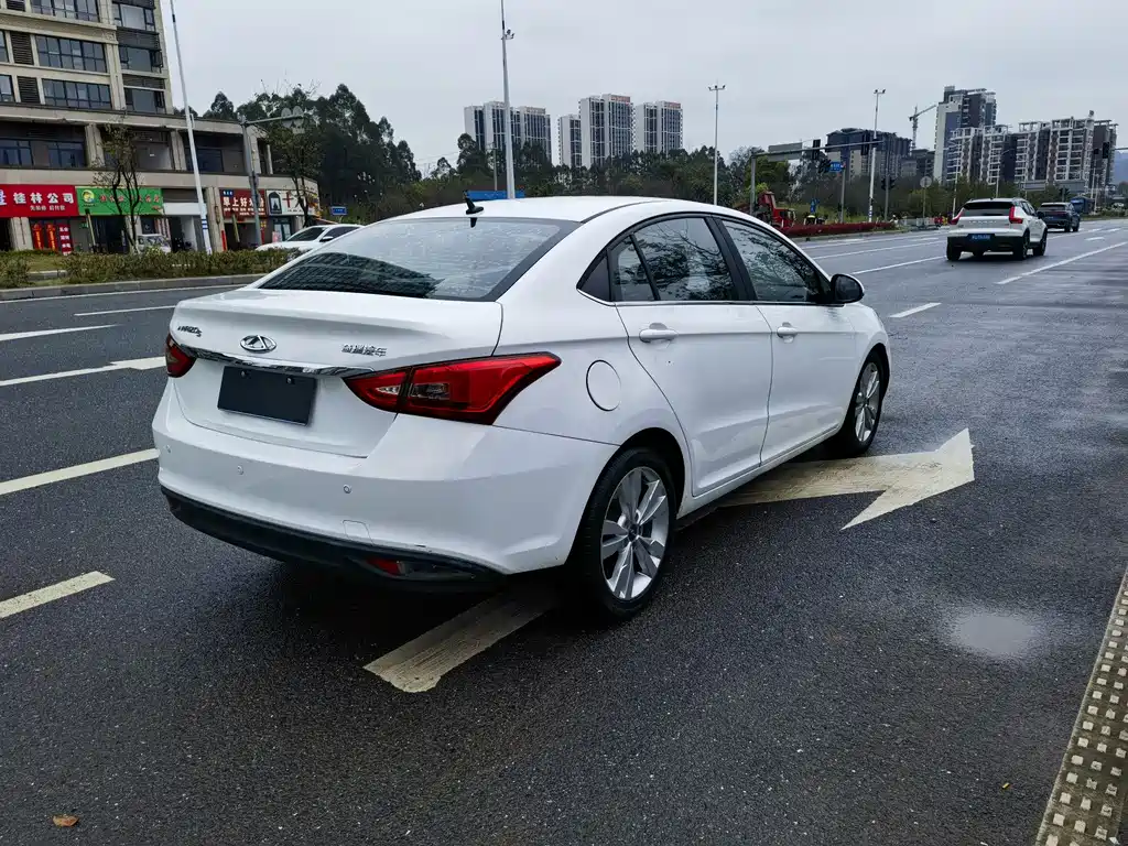 Chery Arrizo 5 2018
