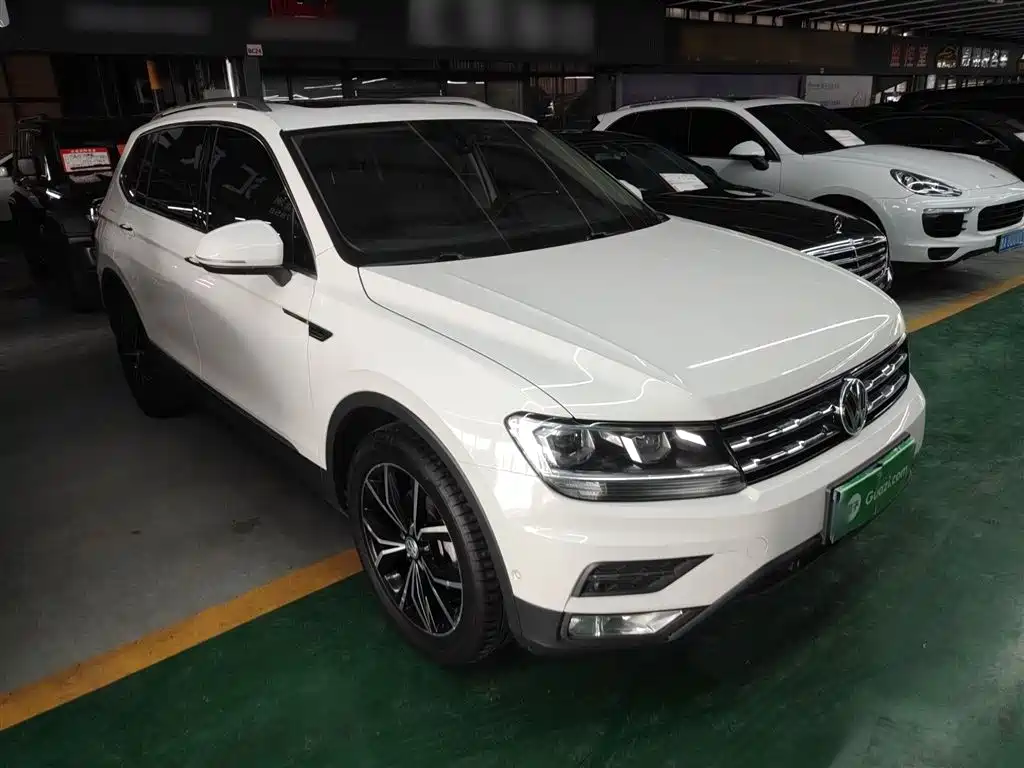 Volkswagen Tiguan L 2020 — фото 22