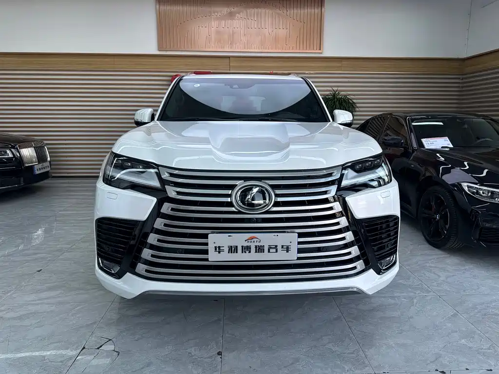 Lexus LX 2023 — фото 3