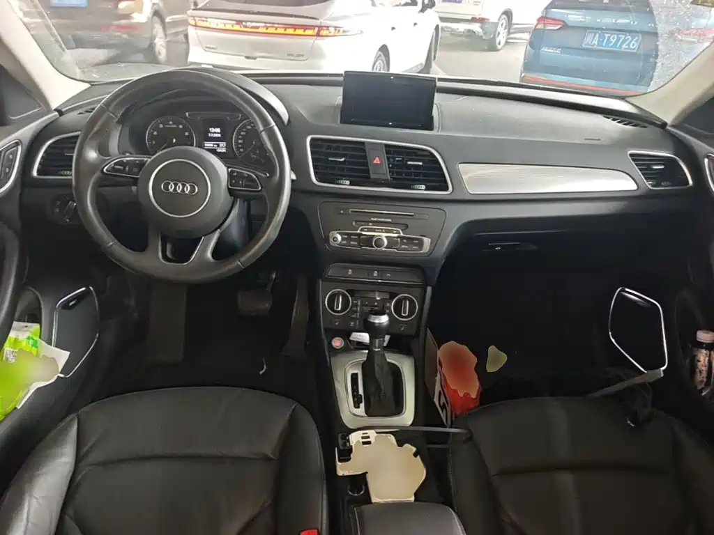 Audi Q3 2019 — фото 10