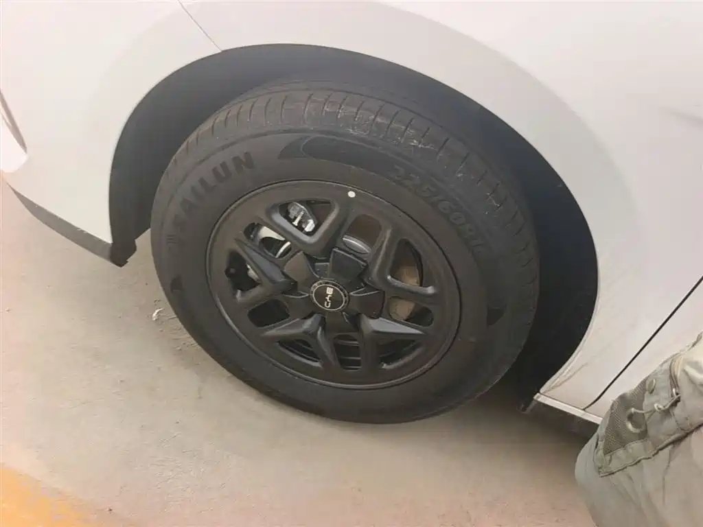 BYD Seal 05 DM-i 2026 — фото 23