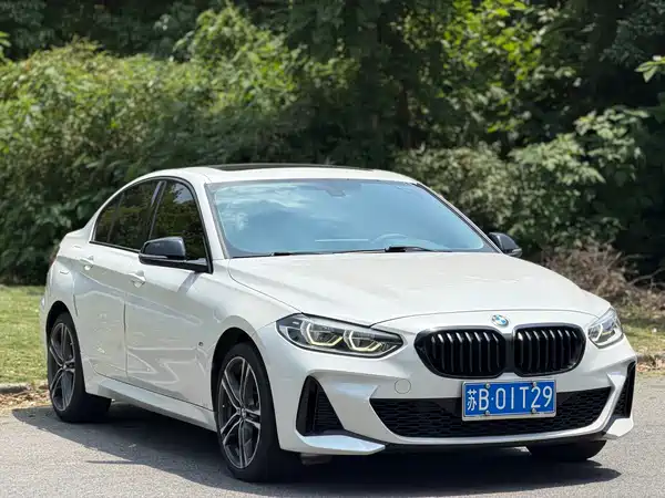 BMW 1 Series 2022