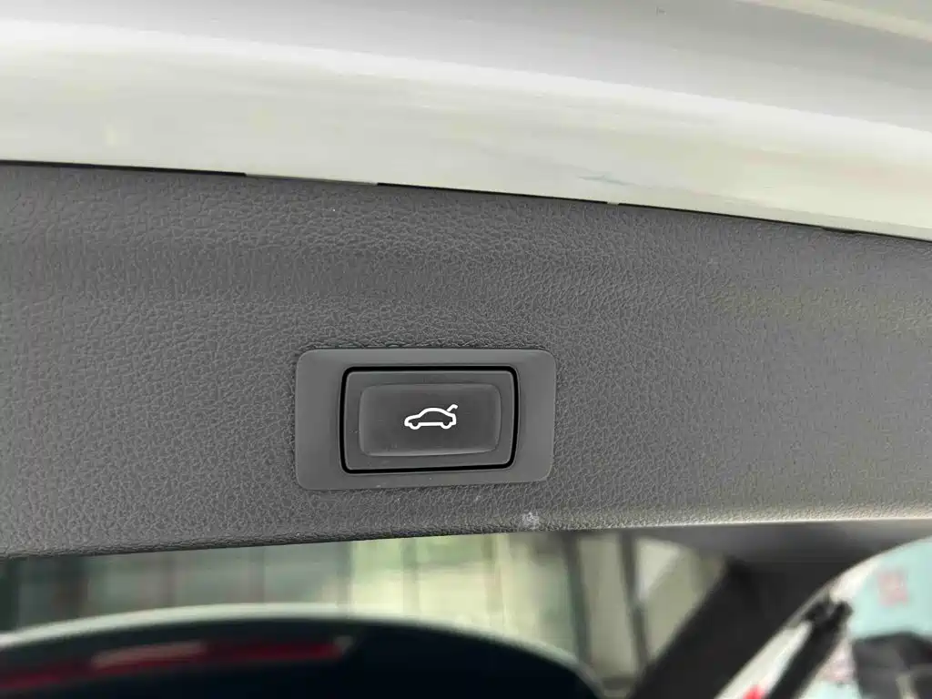 Audi Q3 2023 — фото 17