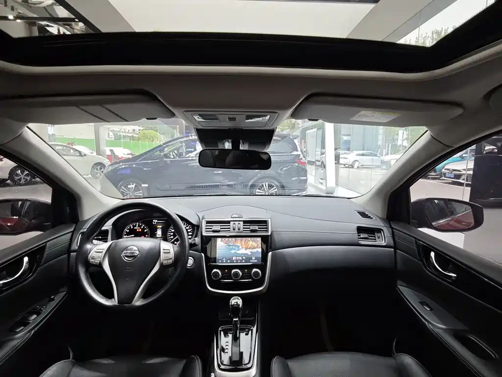 Nissan Tiida 2022 — фото 13