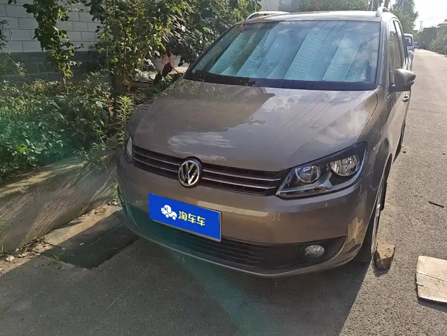 Volkswagen Touran 2015