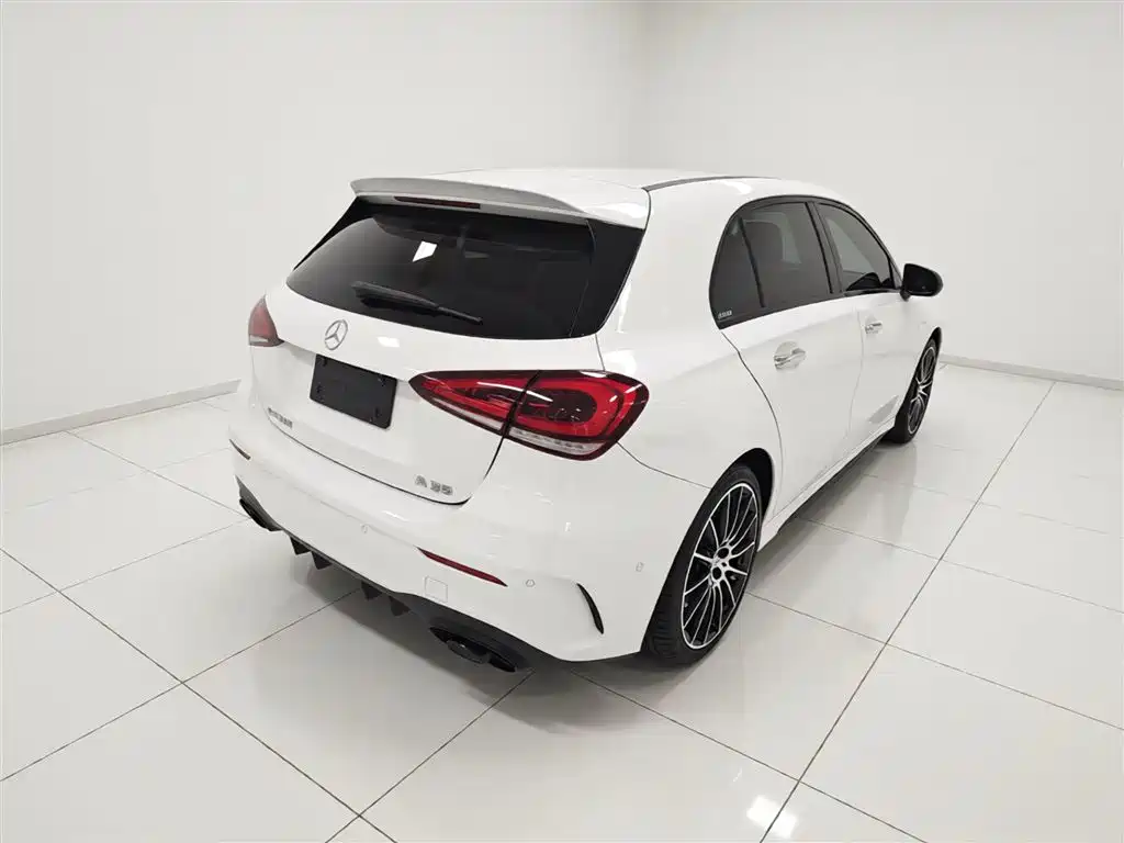 Mercedes-Benz A-Class AMG 2022 — фото 5