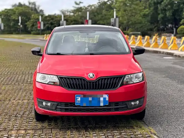 Skoda Rapid Spaceback 2016