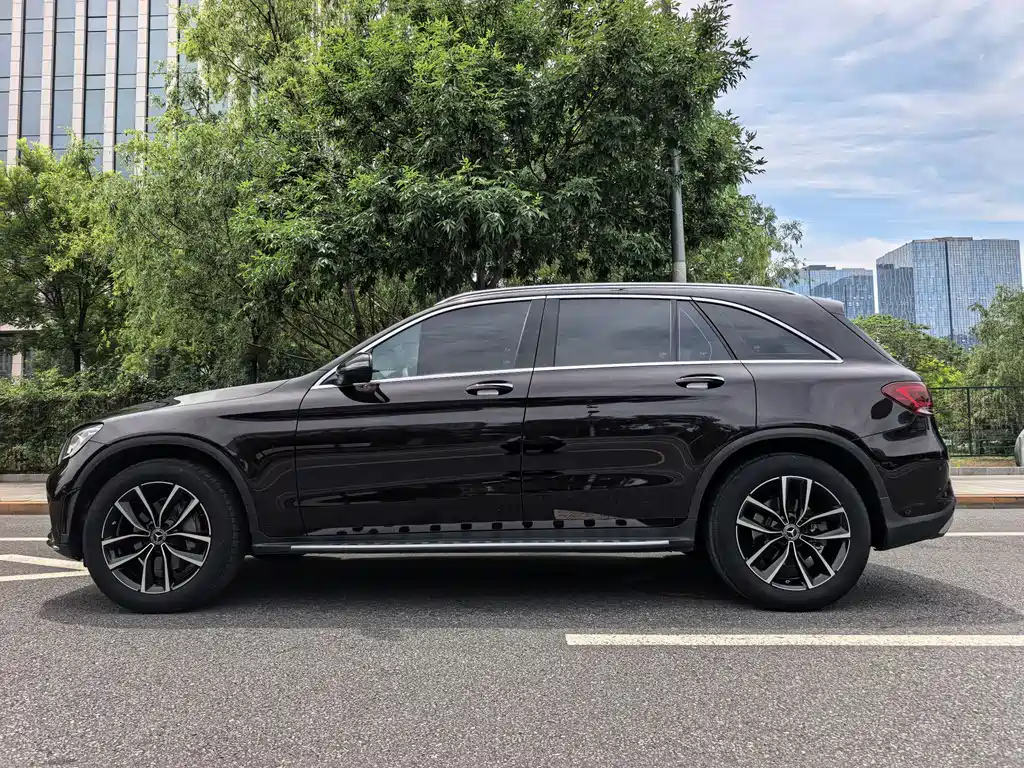 Mercedes-Benz GLC 2021 — фото 4