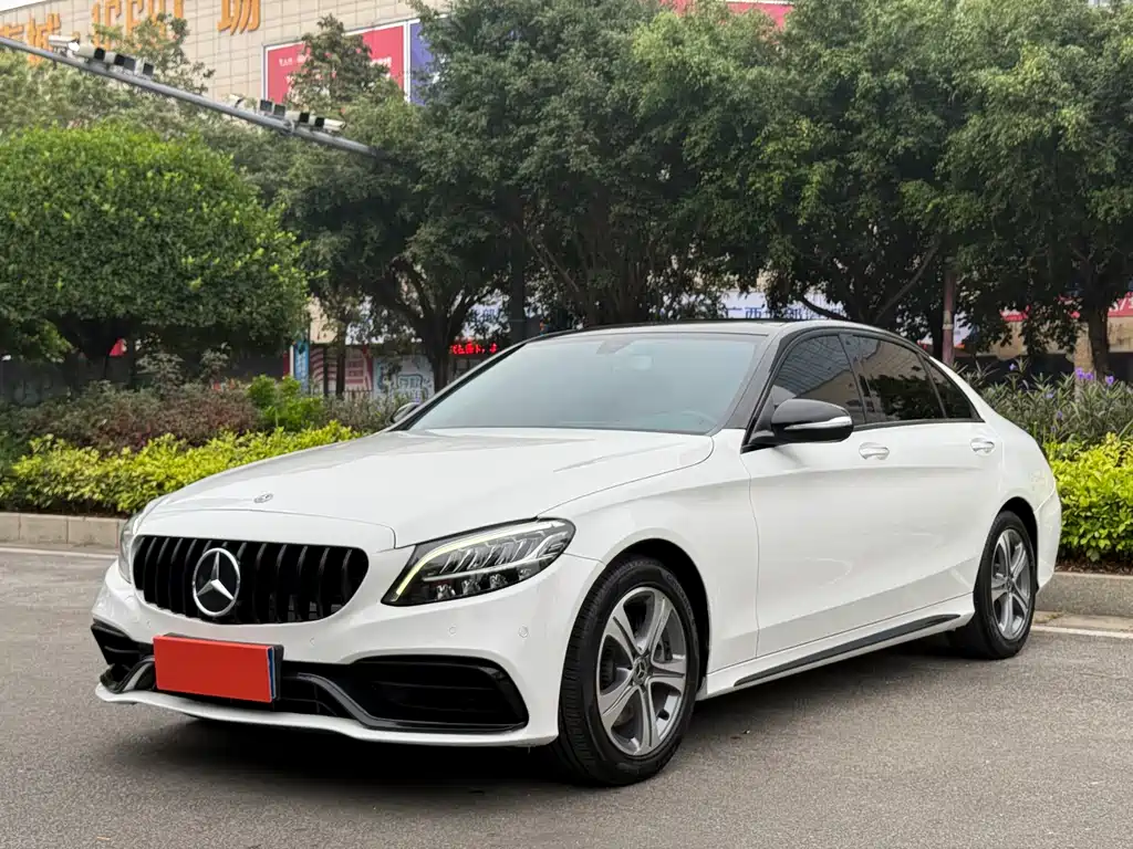 Mercedes-Benz C-Class 2019 — фото 1