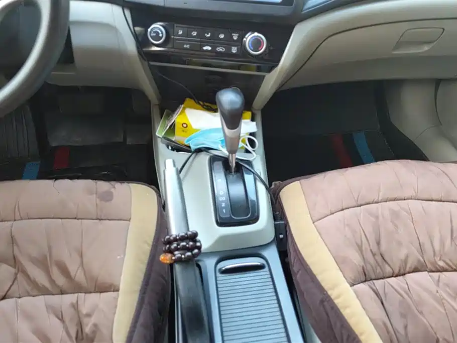 Honda Civic 2015 — фото 16