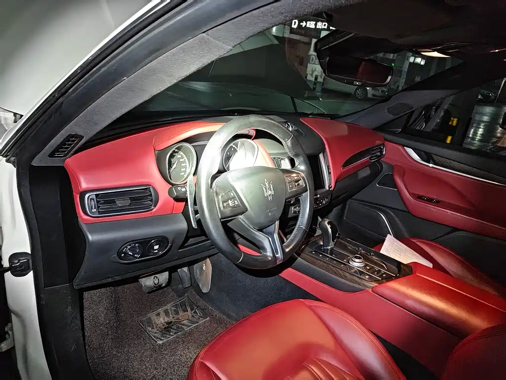 Maserati Levante 2017 — фото 2