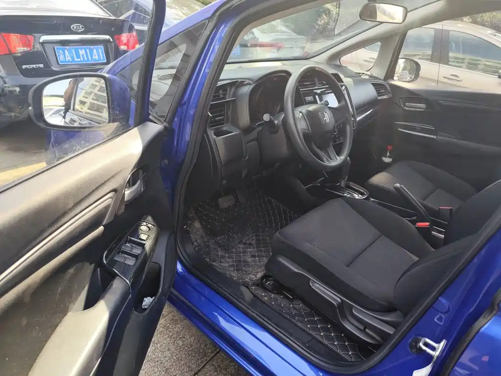 Honda Fit 2018 — фото 14