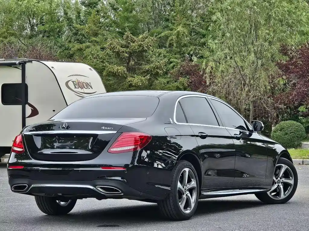 Mercedes-Benz E-Class 2018
