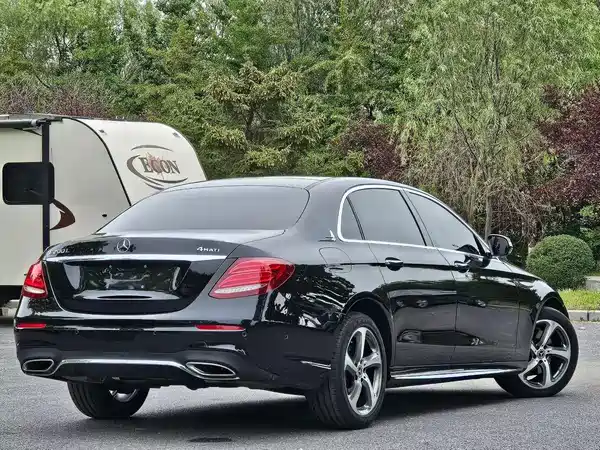 Mercedes-Benz E-Class 2018