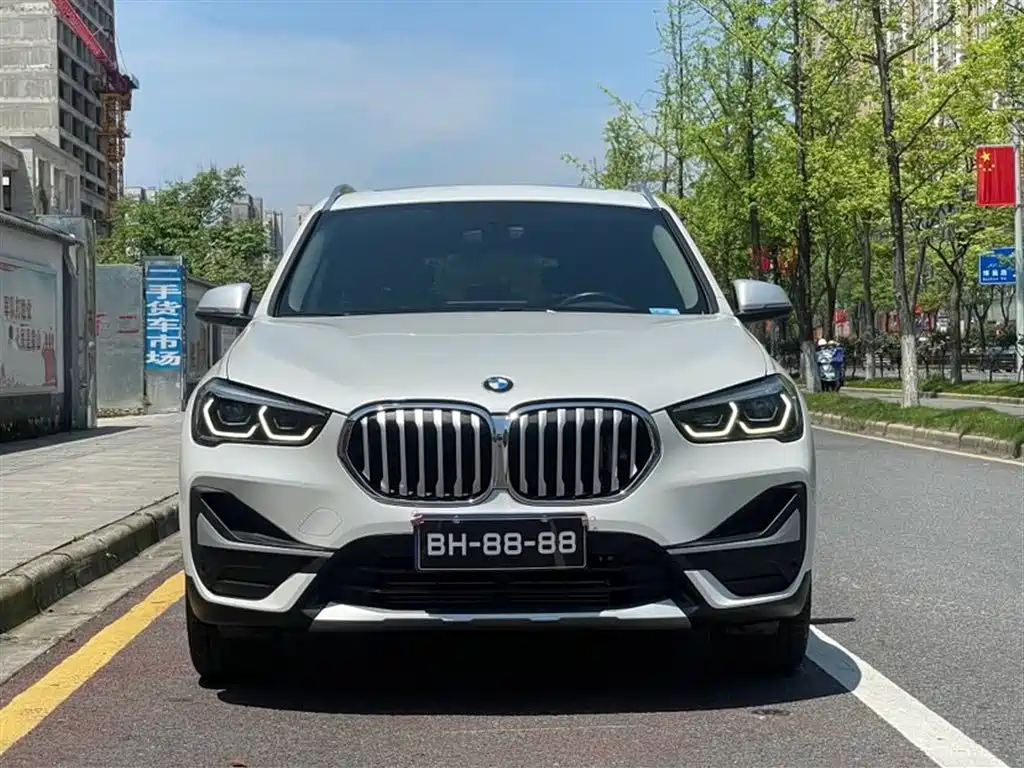 BMW X1 2022 — фото 2