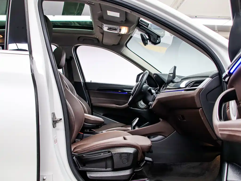 BMW X1 2022 — фото 14