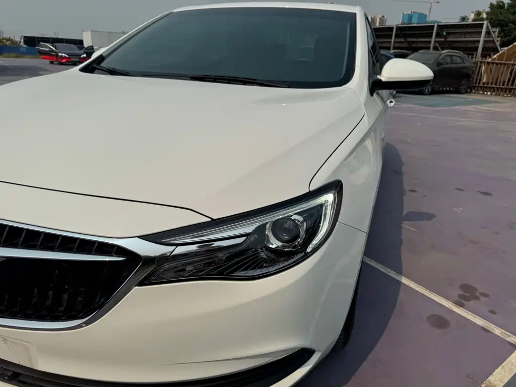 Buick Excelle 2018 — фото 15