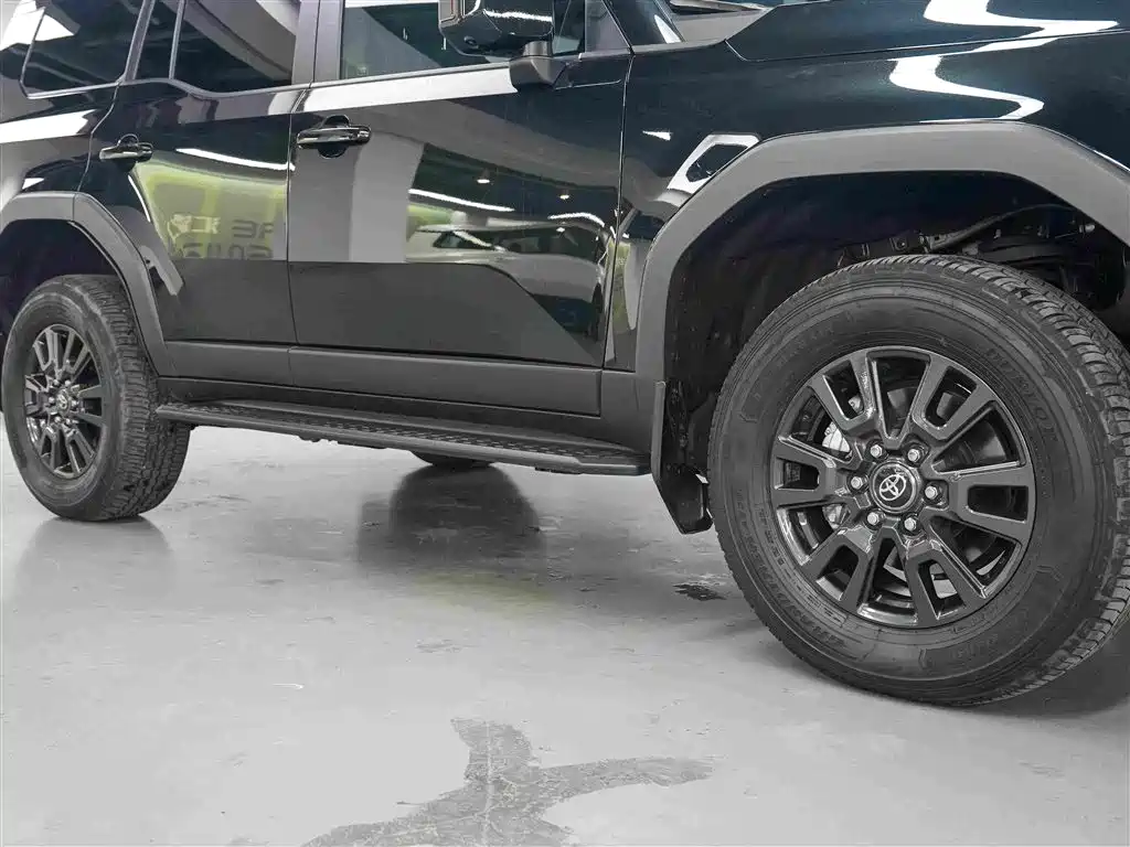Toyota Prado 2025 — фото 14
